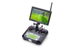 Everything-You-Should-Know-About-Getting-Started-With-FPV-Flying-transmitter-display